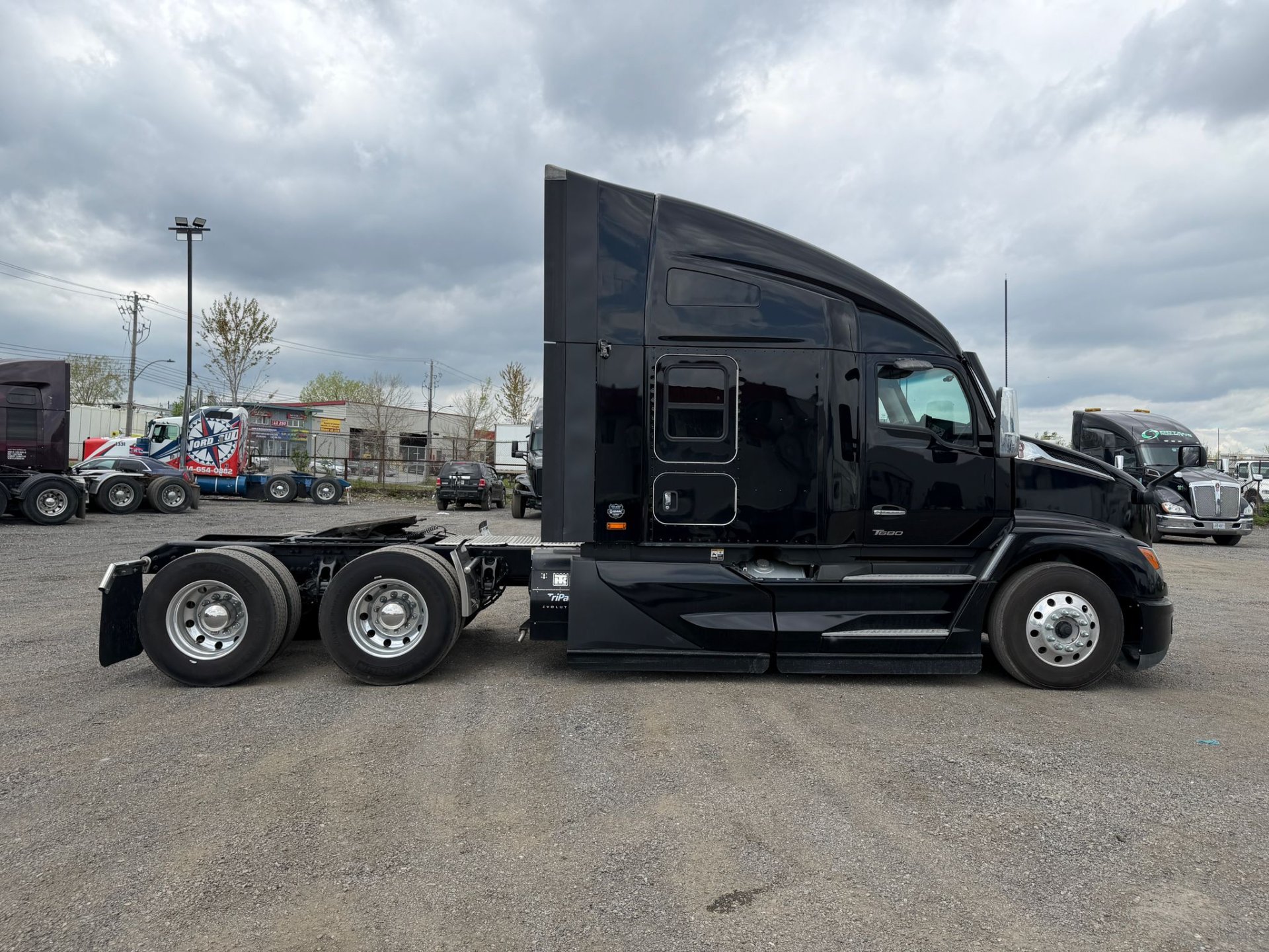 2022 Kenworth T680 7