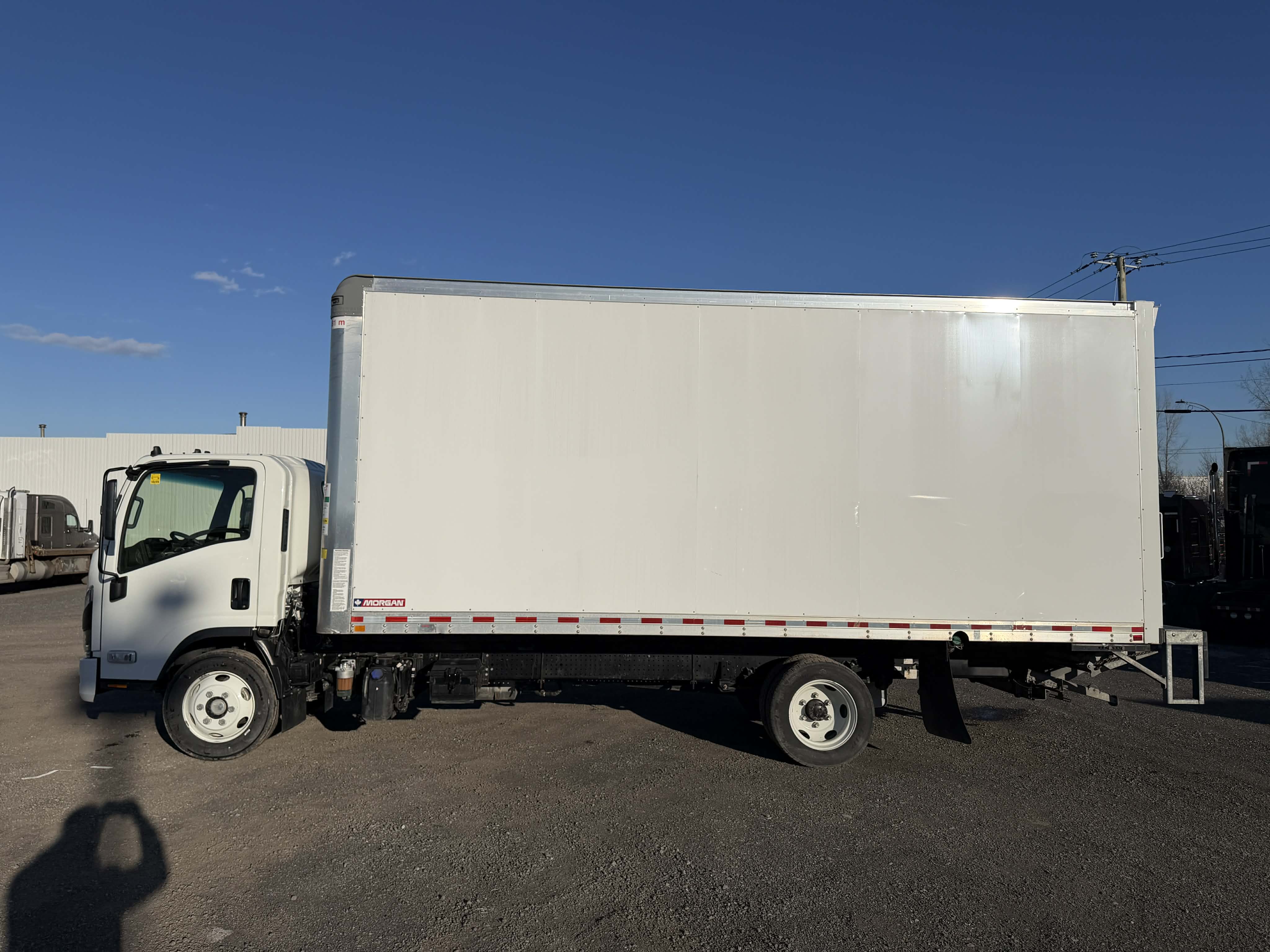 2025 Isuzu NRR 2
