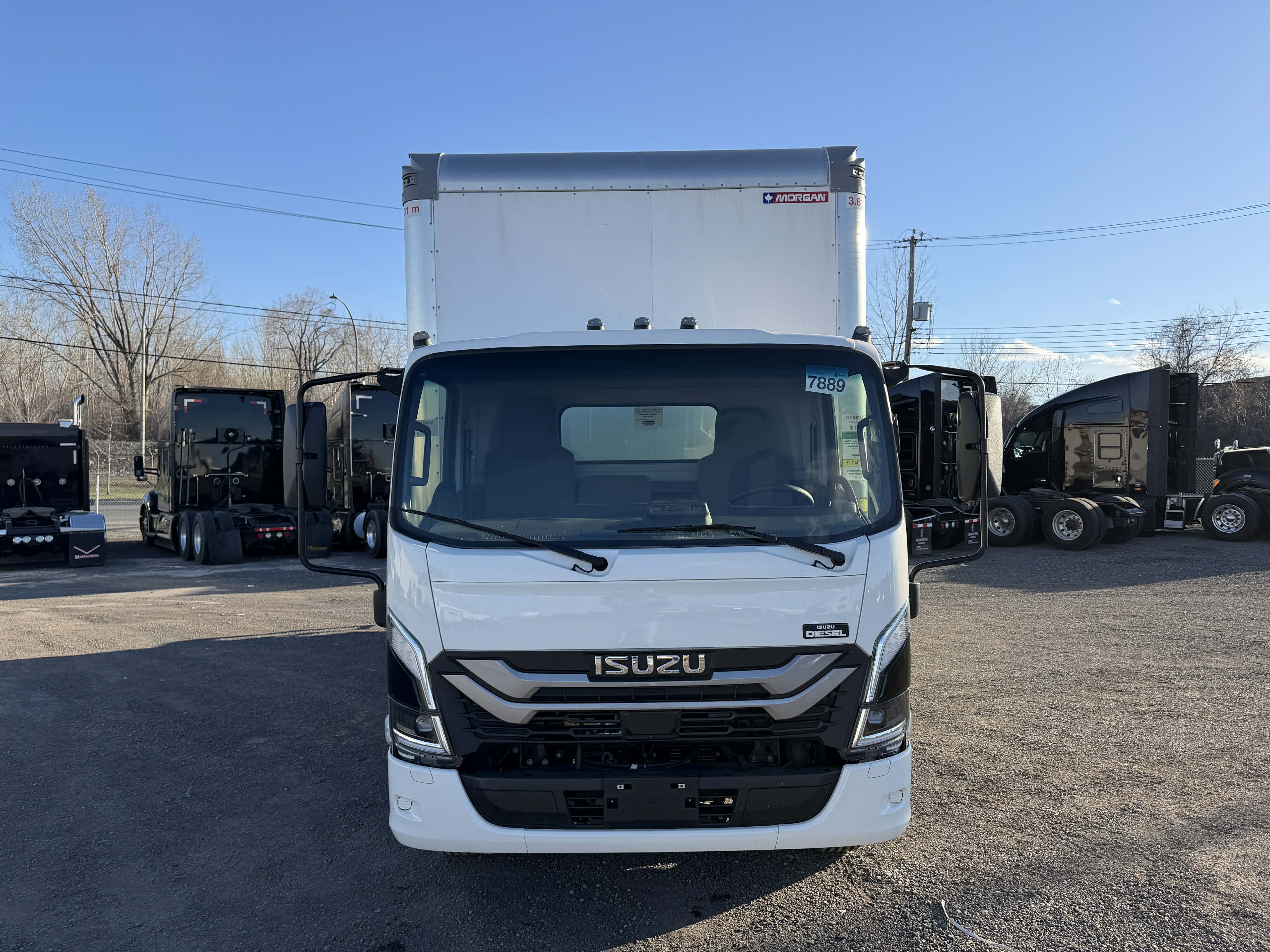 2025 Isuzu NRR 8