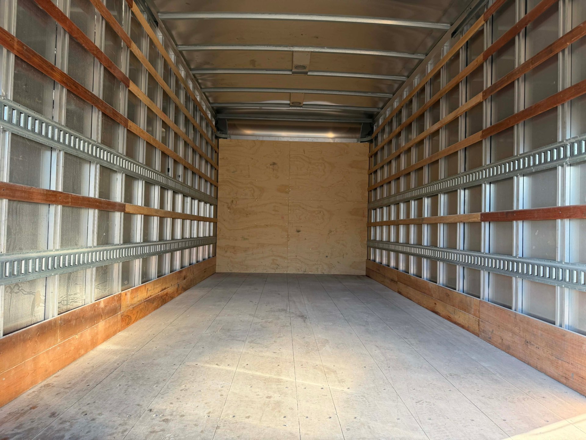 2020 International DuraStar MV 10