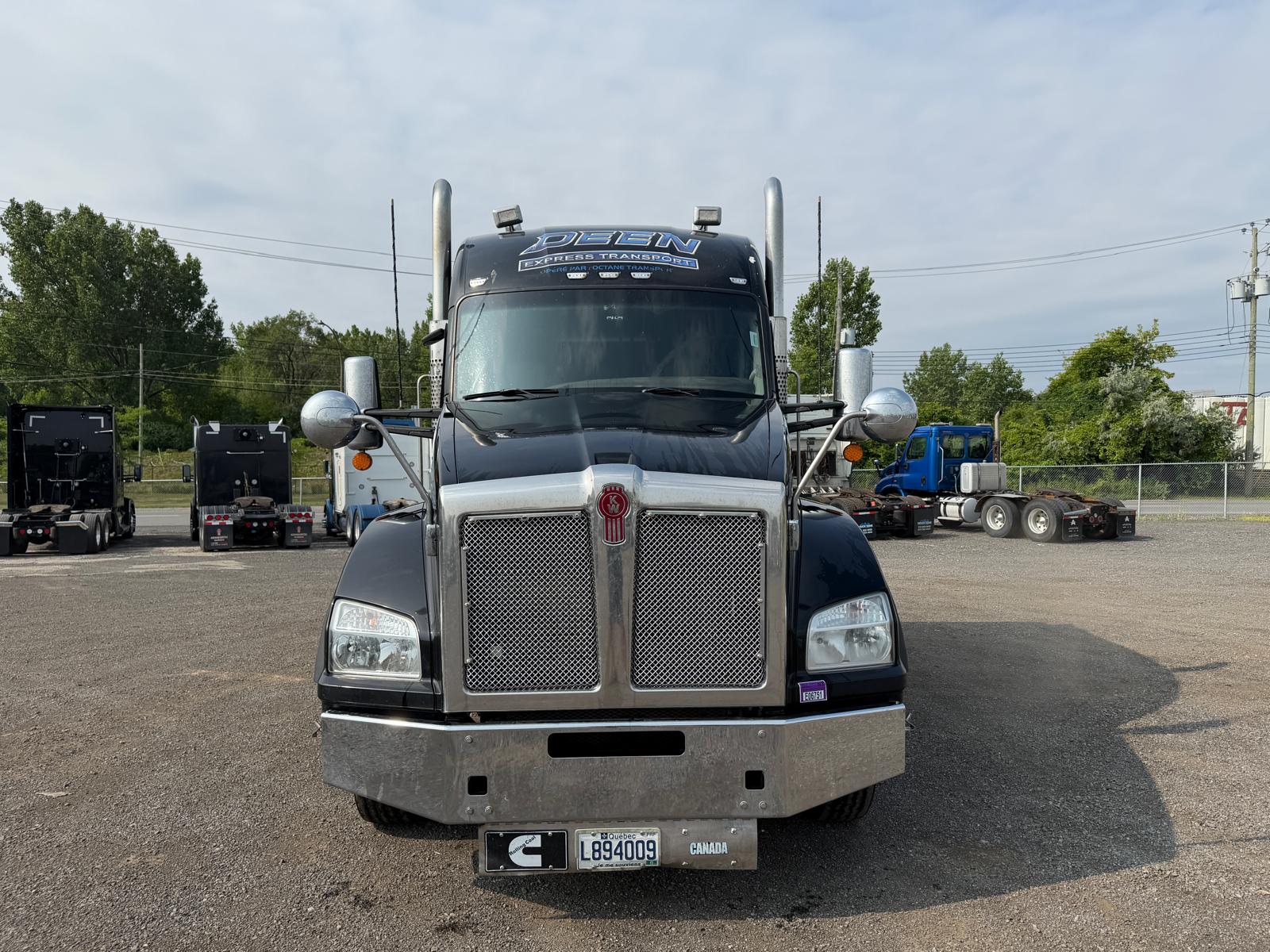 2020 Kenworth T880 8