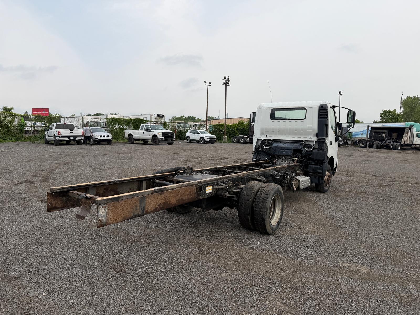2019 Hino 155 5