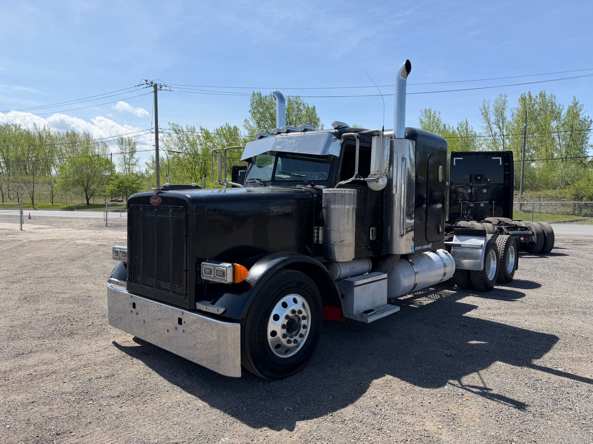 2007 Peterbilt 379 Sleeper 2