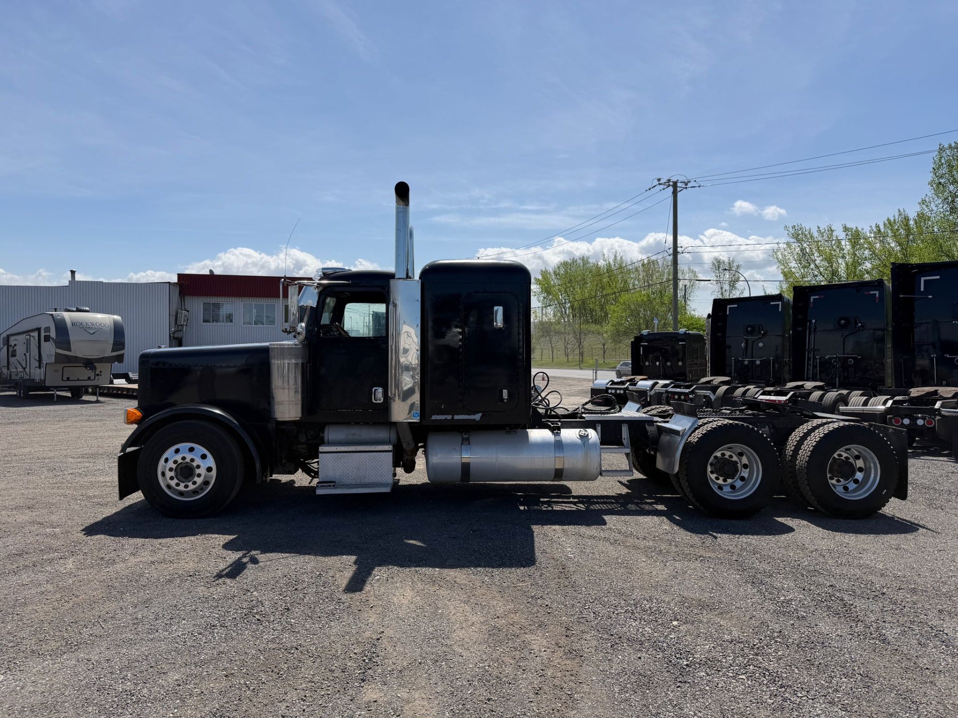 2007 Peterbilt 379 Sleeper 3