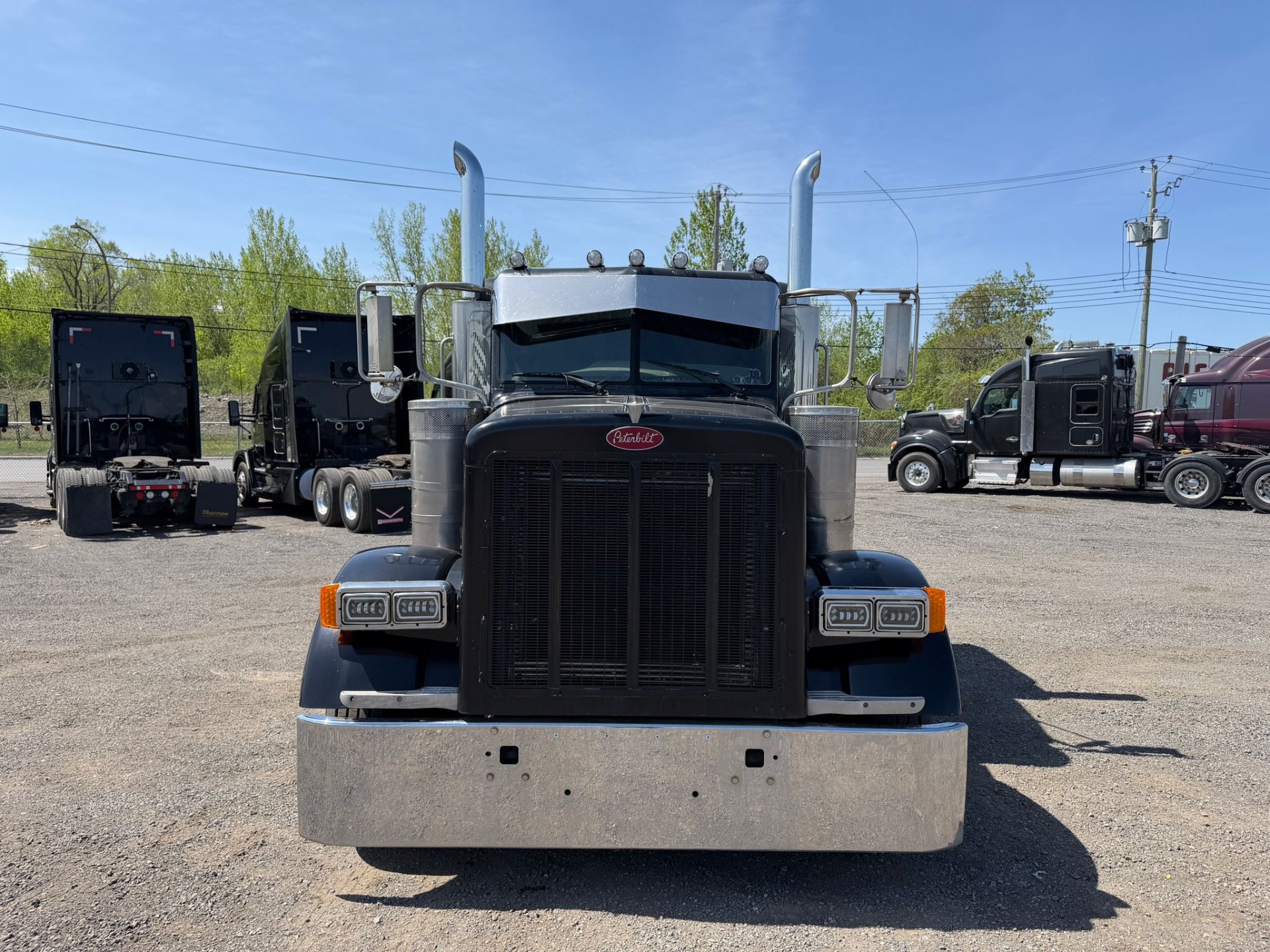2007 Peterbilt 379 Sleeper 9