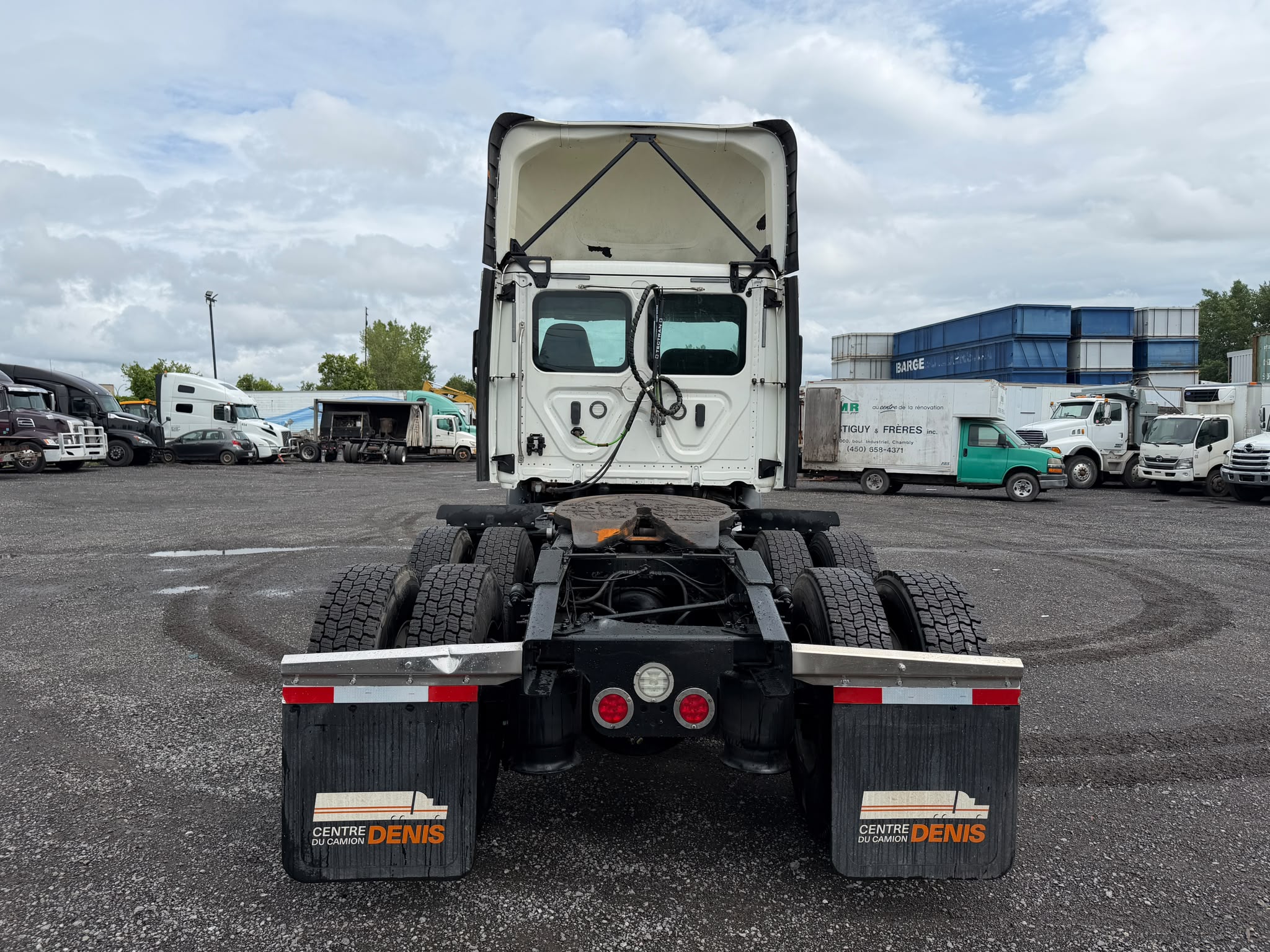 2020 FREIGHTLINER Cascadia 116" Day cab 4