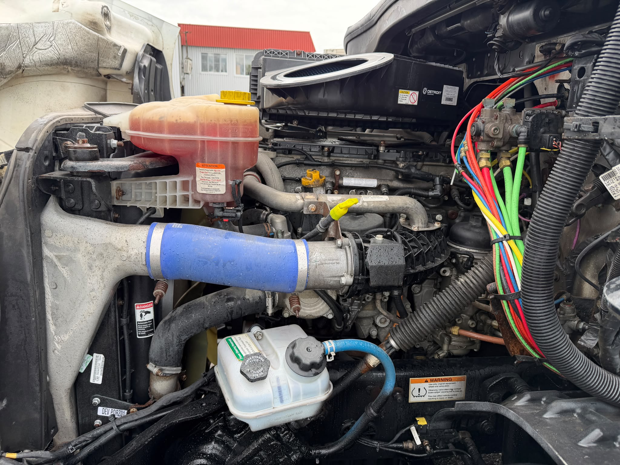 2020 FREIGHTLINER Cascadia 116" Day cab 11