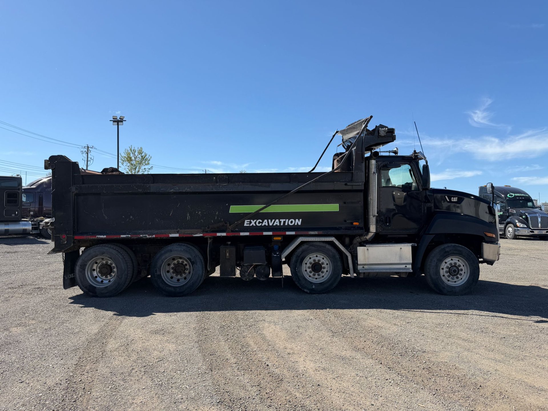 2016 Caterpillar CT660 660S 8