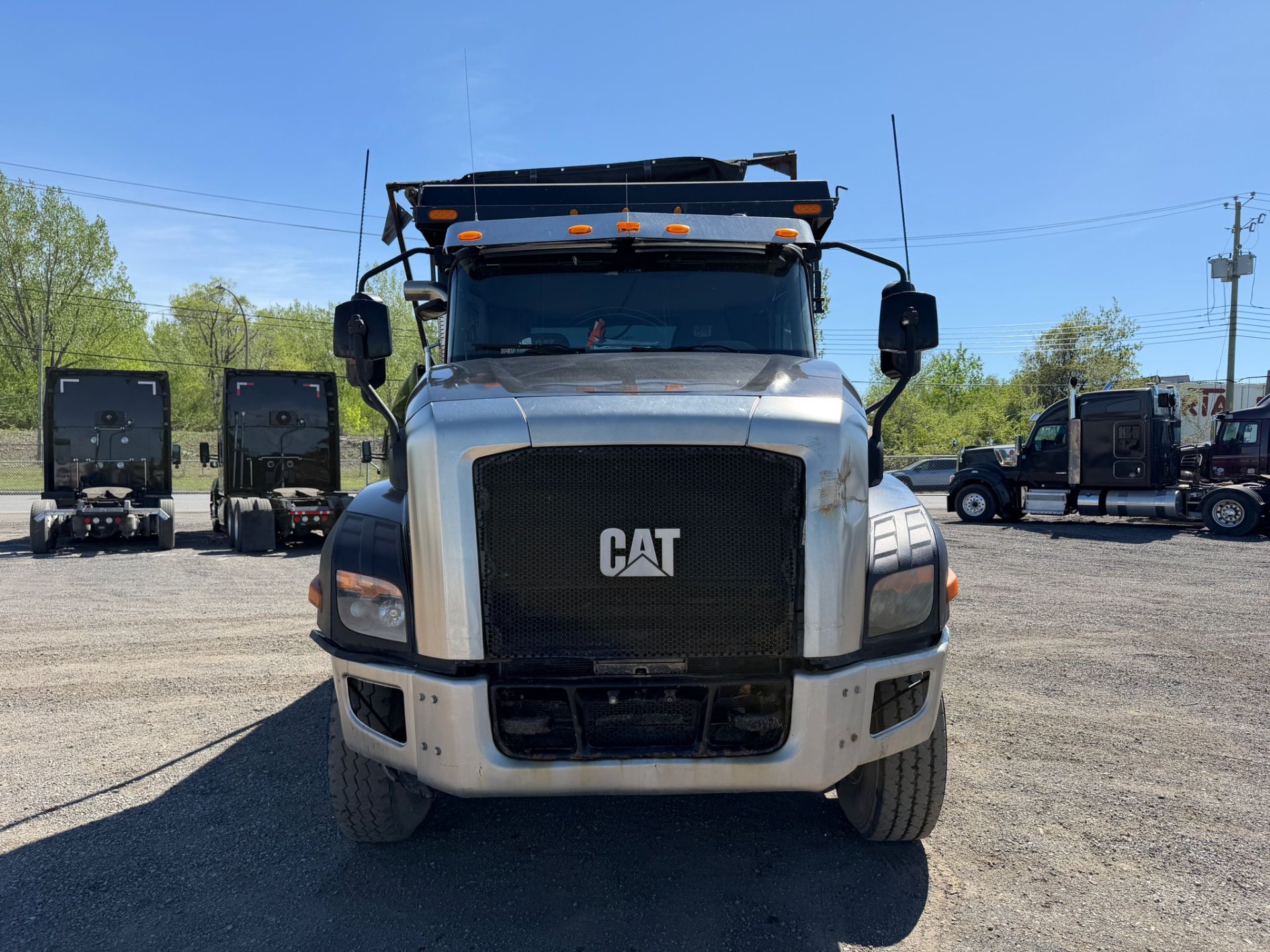 2016 Caterpillar CT660 660S 10