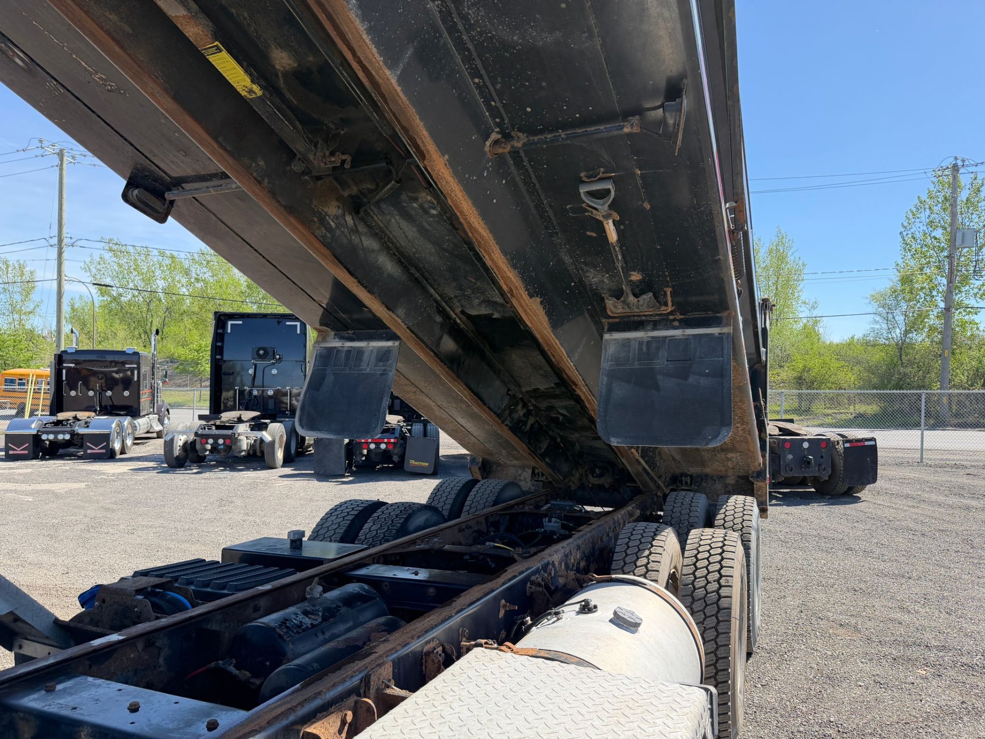 2016 Caterpillar CT660 660S 12