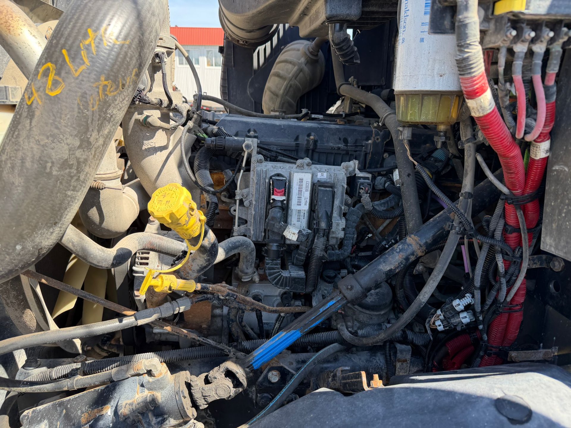 2016 Caterpillar CT660 660S 14