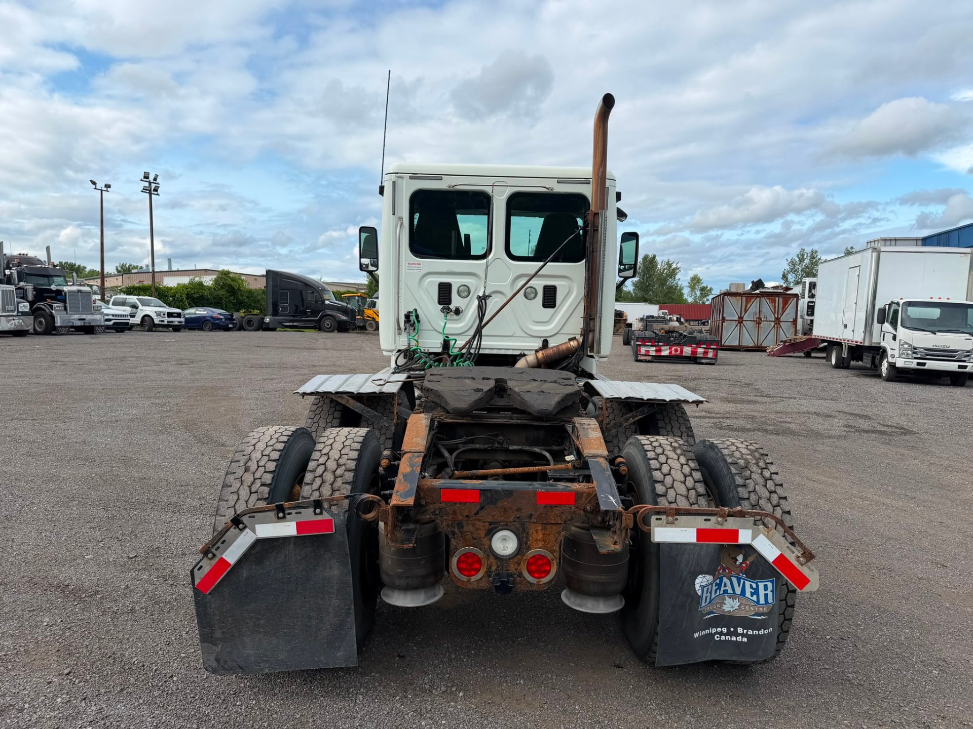 2013 Freightliner Cascadia DAYCAB 4