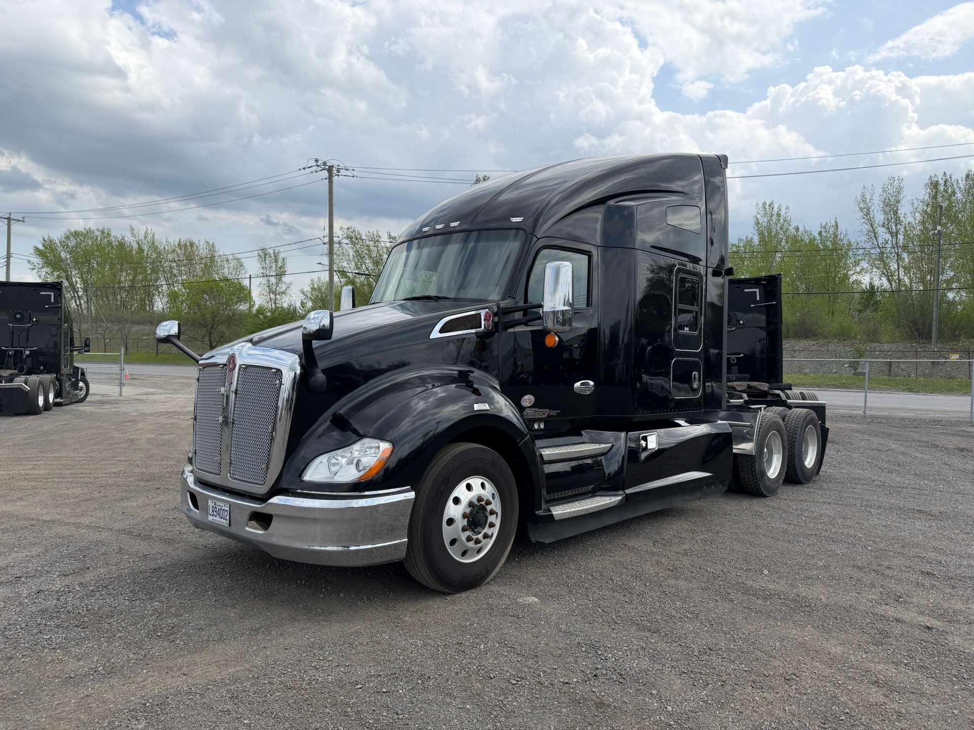 2022 Kenworth T680