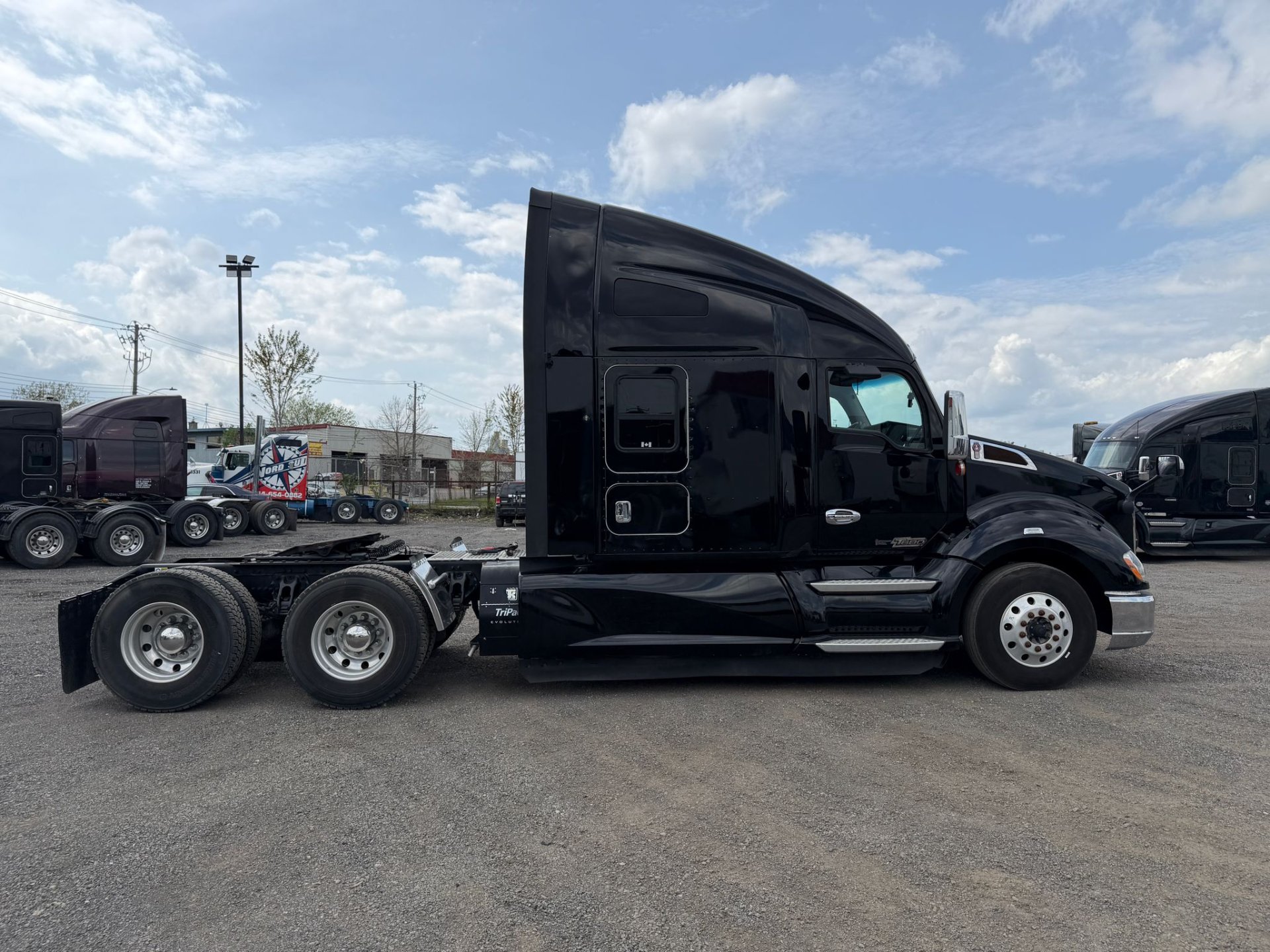 2022 Kenworth T680 6
