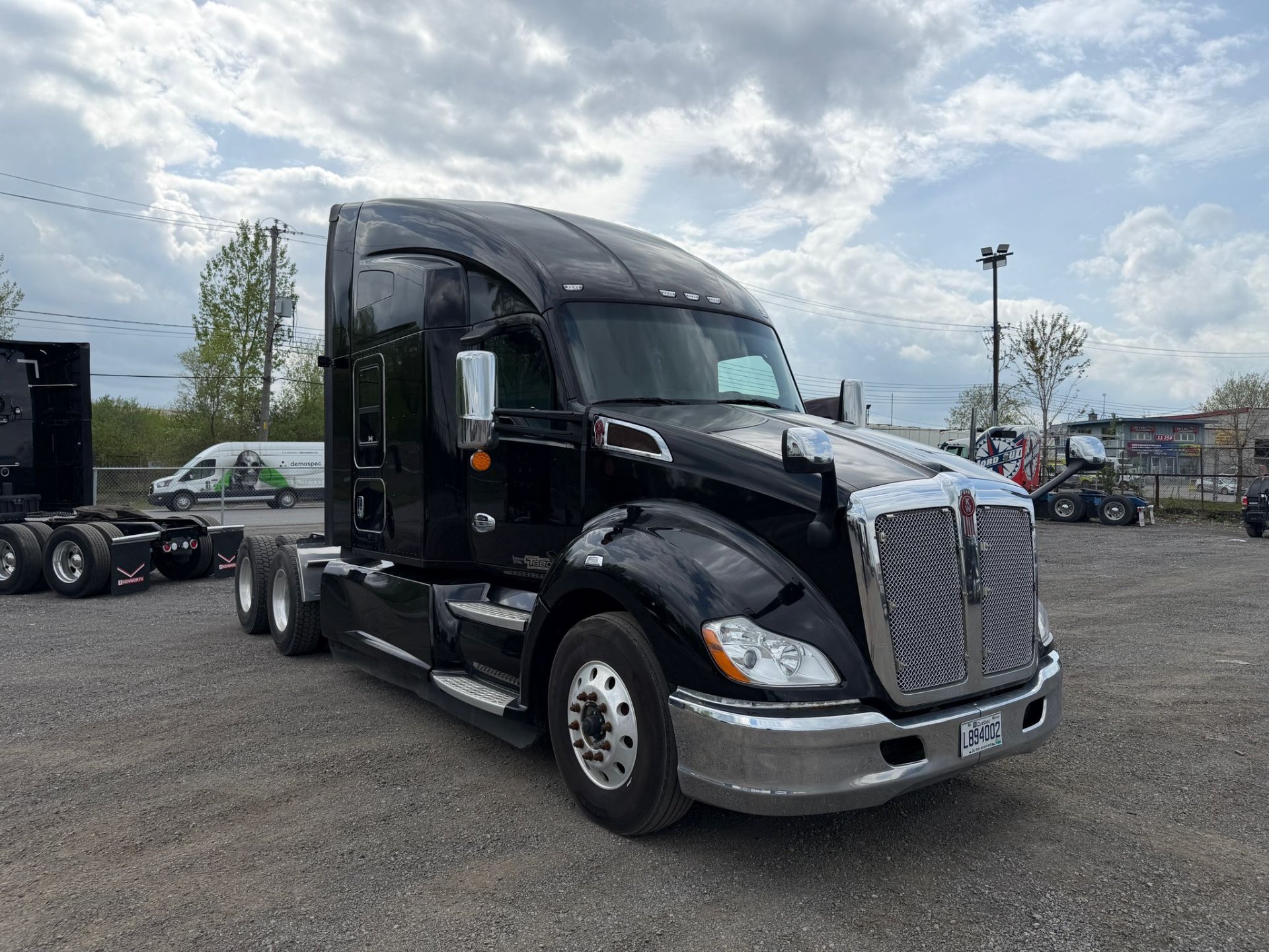 2022 Kenworth T680 7