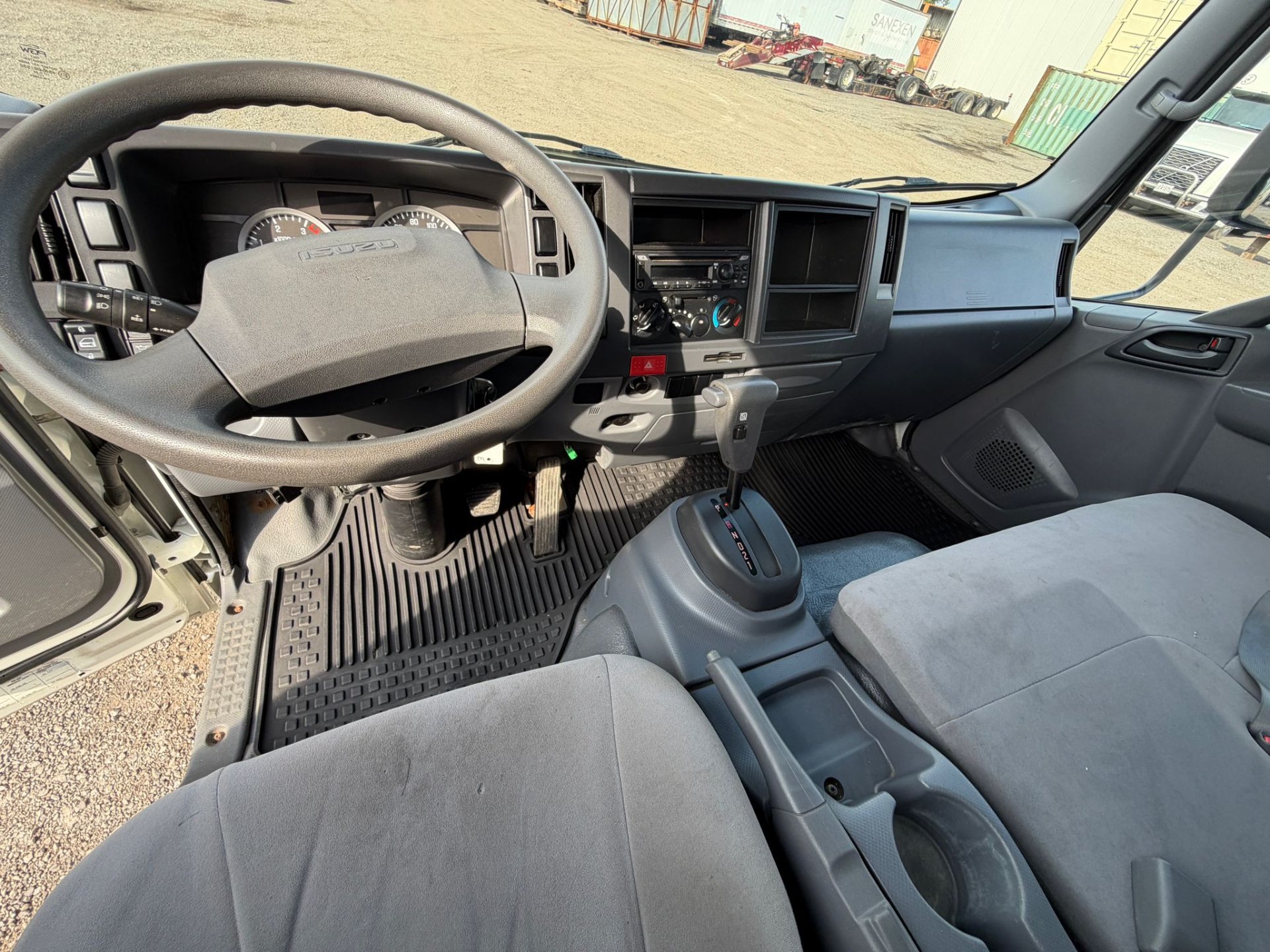 2020 Isuzu NRR 22 pieds 106 pouces de haut 10